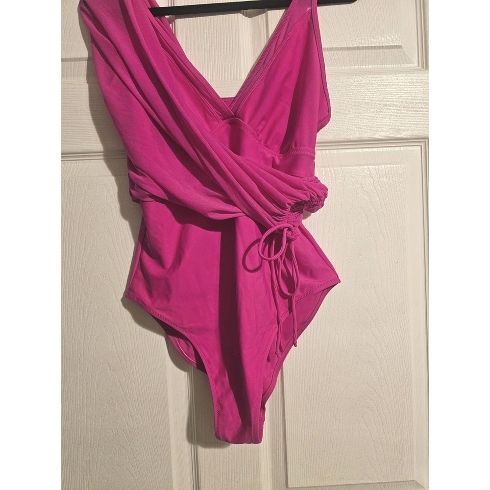 Womens Size M Bathing Suit Slimming Mesh Sheer Sarong Wrap Fuchsia Pink NEW - Picture 5 of 12